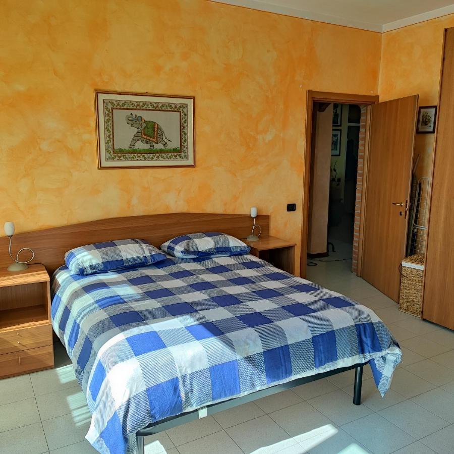 Appartamento Chic Vista Lago - Casa Janis Verbania Exterior photo