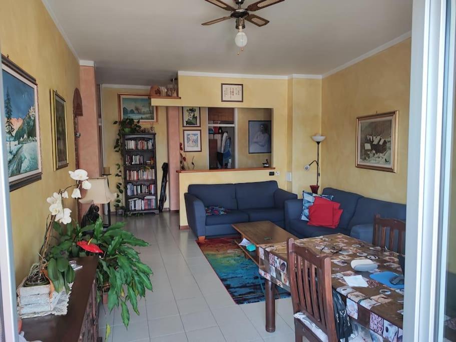 Appartamento Chic Vista Lago - Casa Janis Verbania Exterior photo